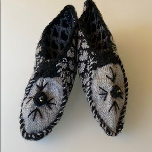 Hand Woven Pointy Toe House Slipper Made in Turkey
